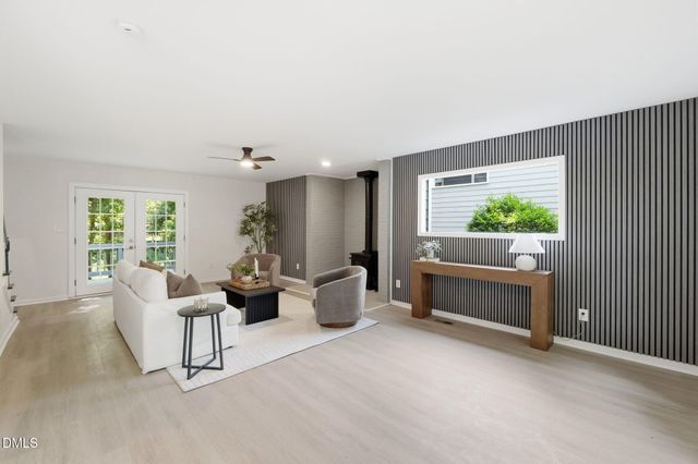 100 Riverbirch Point, Carrboro, NC 27510