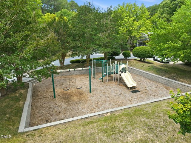 100 Riverbirch Point, Carrboro, NC 27510