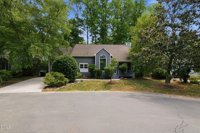 100 Riverbirch Point, Carrboro, NC 27510