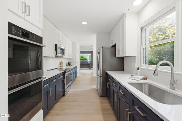 100 Riverbirch Point, Carrboro, NC 27510