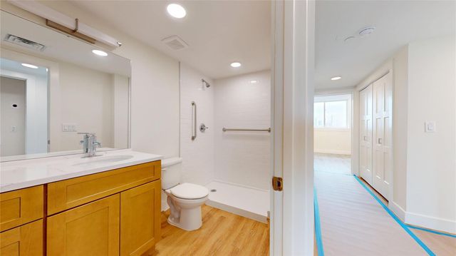 114 Delmar Street 406, Houston, TX 77011