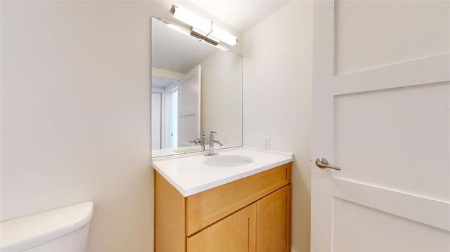 114 Delmar Street 406, Houston, TX 77011