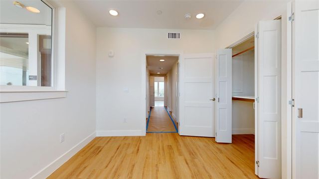 114 Delmar Street 406, Houston, TX 77011