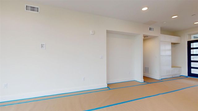 114 Delmar Street 406, Houston, TX 77011