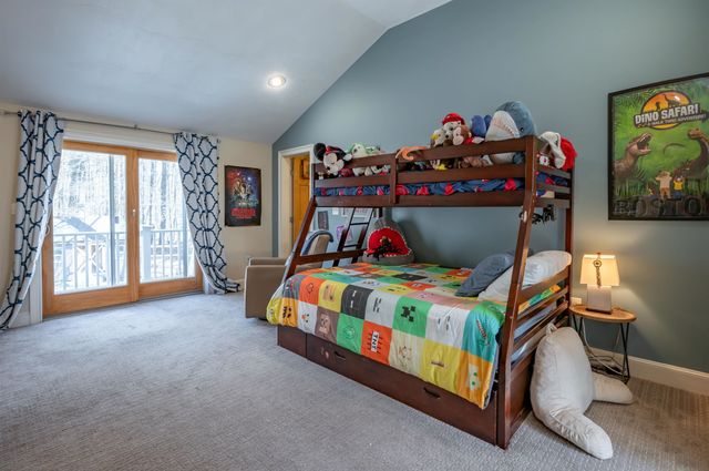 43 Academy Avenue, Atkinson, NH 03811