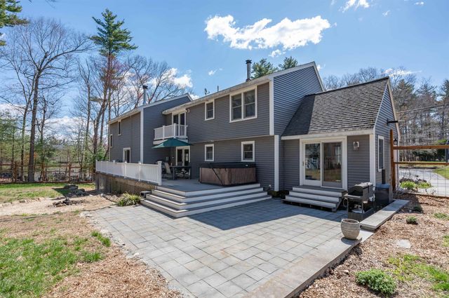43 Academy Avenue, Atkinson, NH 03811