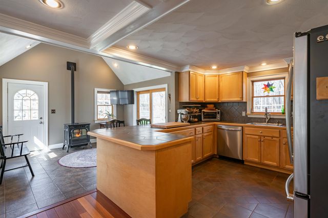 43 Academy Avenue, Atkinson, NH 03811