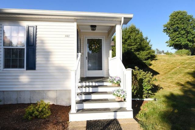 4402 Pheasant Ln, Middleboro, MA 02346