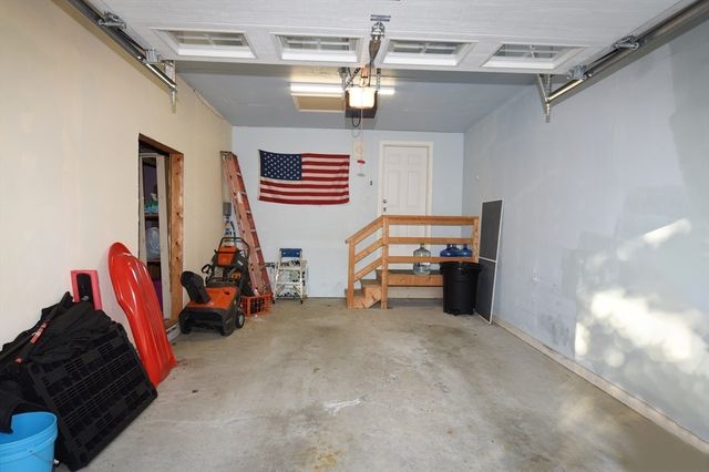 4402 Pheasant Ln, Middleboro, MA 02346
