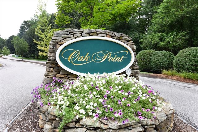 4402 Pheasant Ln, Middleboro, MA 02346