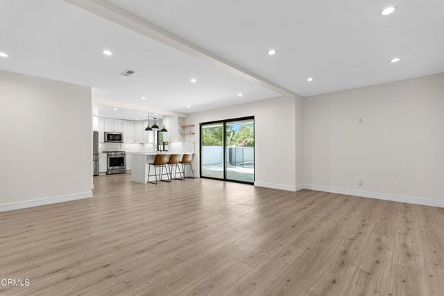 9321 Belvoir Avenue, La Crescenta, CA 91214