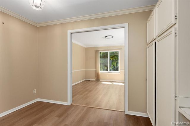 2426 Mulberry Square 55, Bloomfield Hills, MI 48302