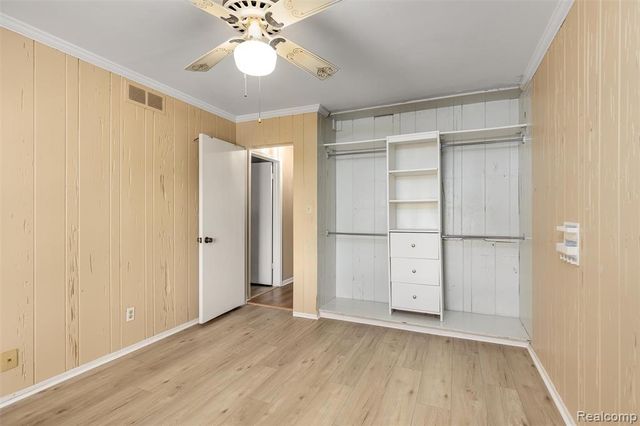 2426 Mulberry Square 55, Bloomfield Hills, MI 48302