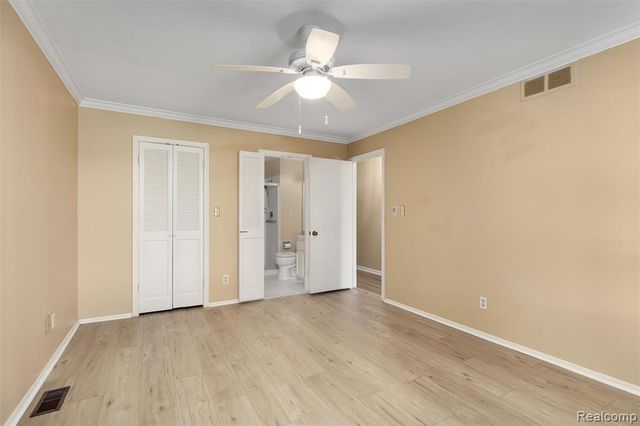 2426 Mulberry Square 55, Bloomfield Hills, MI 48302