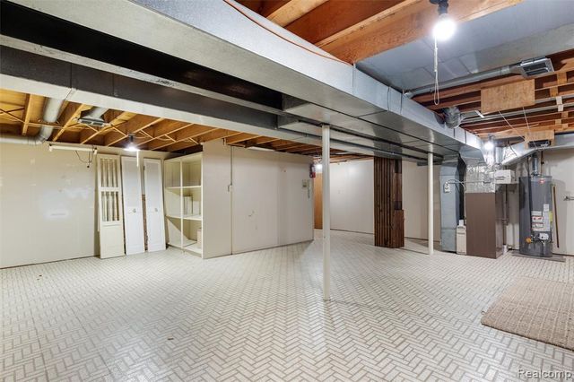 2426 Mulberry Square 55, Bloomfield Hills, MI 48302