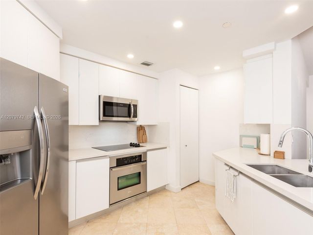 705 Crandon Boulevard 506, Key Biscayne, FL 33149