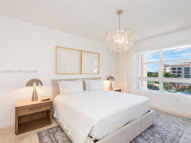 705 Crandon Boulevard 506, Key Biscayne, FL 33149
