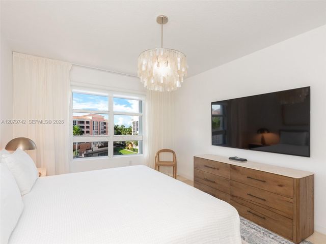705 Crandon Boulevard 506, Key Biscayne, FL 33149