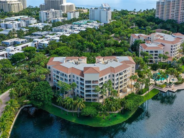 705 Crandon Boulevard 506, Key Biscayne, FL 33149
