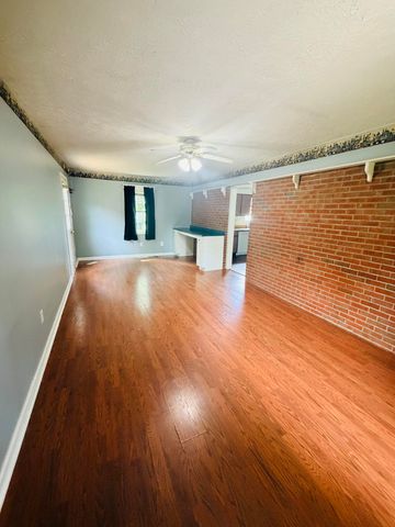 4 Pebble Court, Frankfort, KY 40601
