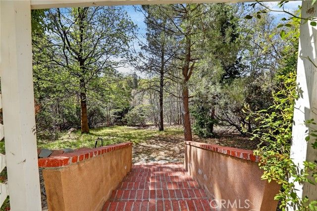 28125 Geneva Lane, Lake Arrowhead, CA 92352