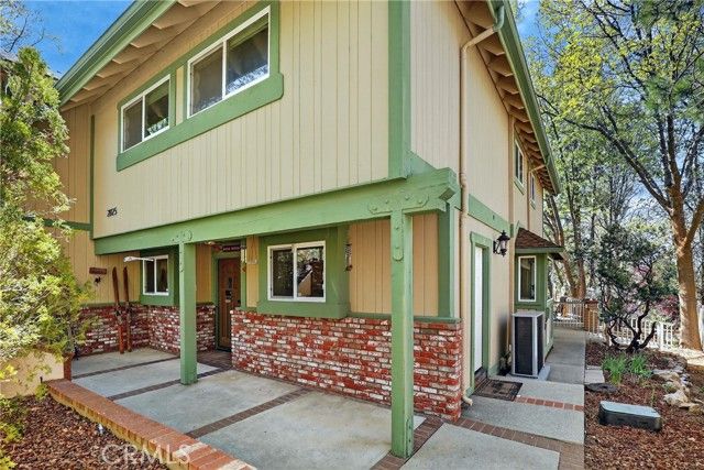 28125 Geneva Lane, Lake Arrowhead, CA 92352