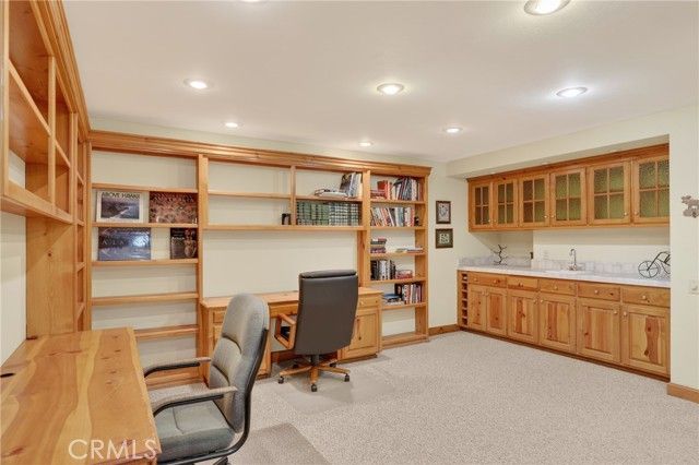 28125 Geneva Lane, Lake Arrowhead, CA 92352