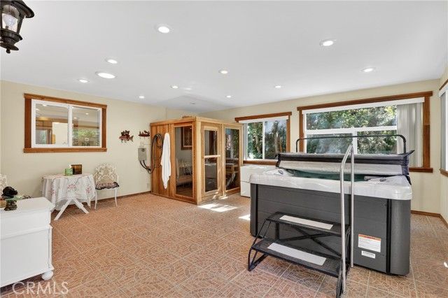 28125 Geneva Lane, Lake Arrowhead, CA 92352