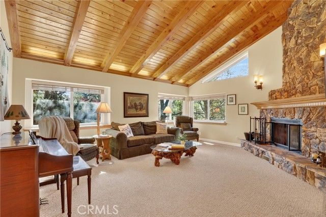 28125 Geneva Lane, Lake Arrowhead, CA 92352