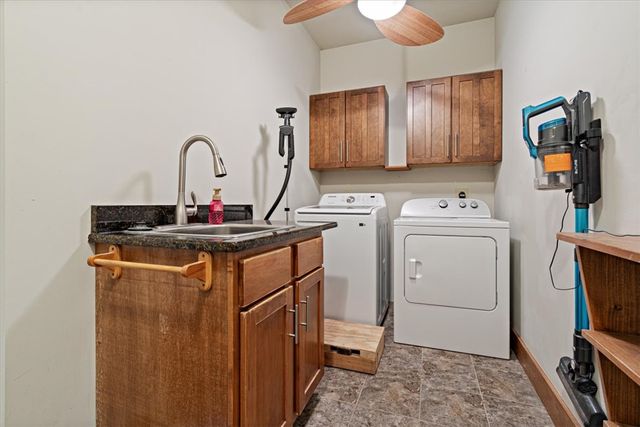 521 S College Street, Siloam Springs, AR 72761