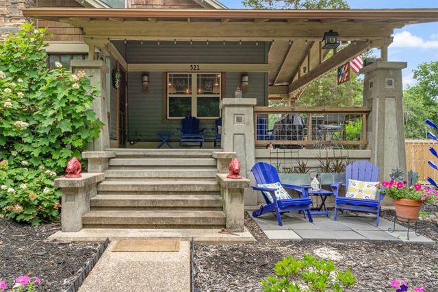 521 S College Street, Siloam Springs, AR 72761
