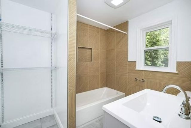 1297 Pleasant St, Weymouth, MA 02189