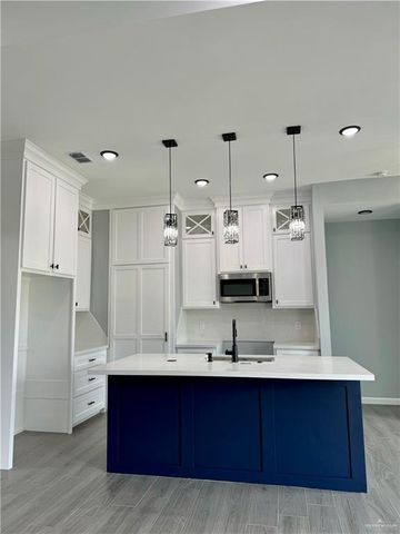 801 Milania Drive, La Feria, TX 78559