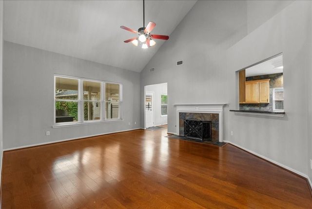 2876 Match Point Lane, Friendswood, TX 77546