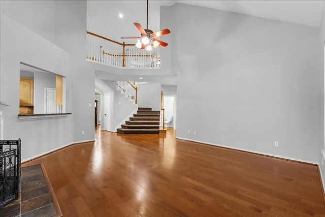 2876 Match Point Lane, Friendswood, TX 77546