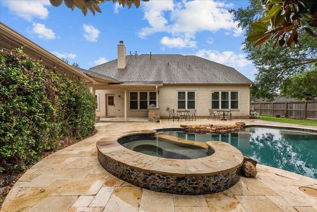 2876 Match Point Lane, Friendswood, TX 77546