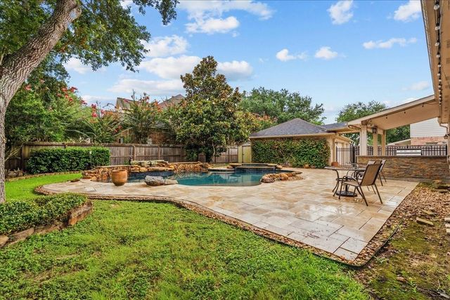 2876 Match Point Lane, Friendswood, TX 77546
