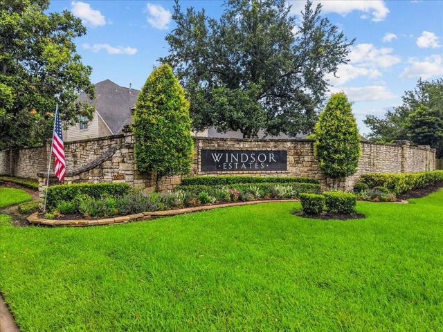 2876 Match Point Lane, Friendswood, TX 77546