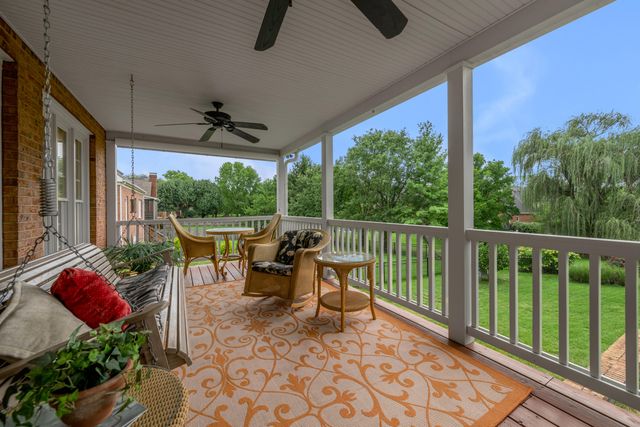 2233 Broadhead Place, Lexington, KY 40515