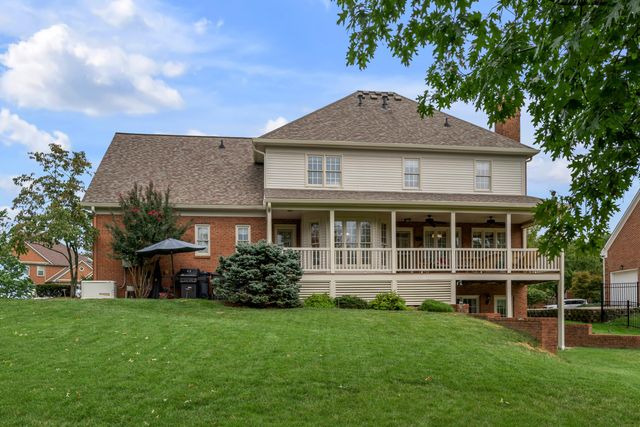 2233 Broadhead Place, Lexington, KY 40515