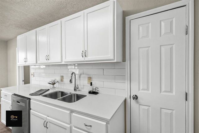 2523 NW 17th St, Lawton, OK 73507