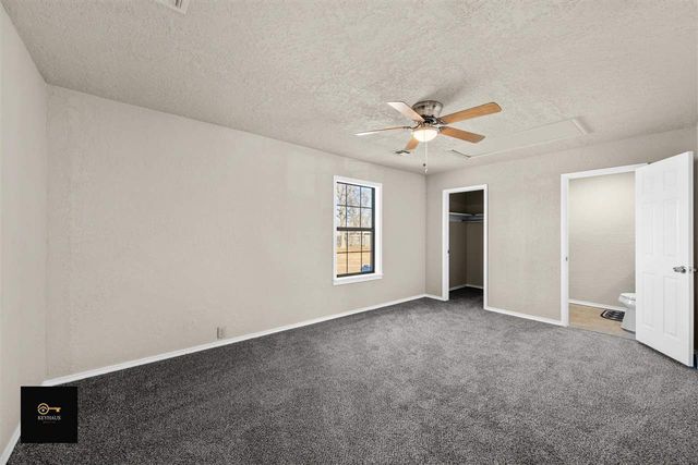 2523 NW 17th St, Lawton, OK 73507