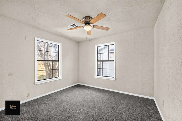 2523 NW 17th St, Lawton, OK 73507