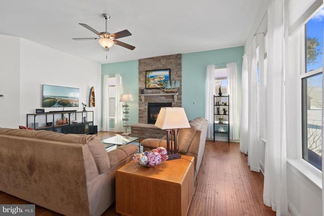 29733 VINCENT VILLAGE DR, Milton, DE 19968