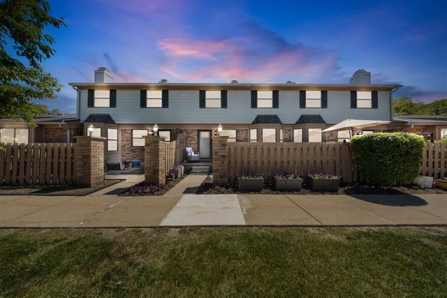 2071 Vine Way Drive 79, Canton, MI 48188