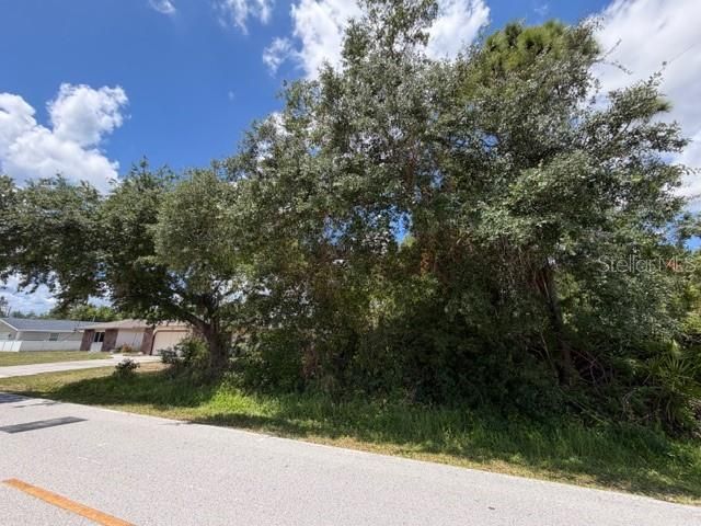 1381 EAGLE STREET, Port Charlotte, FL 33952