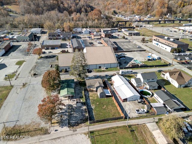 210 Church Ave, Rocky Top, TN 37769