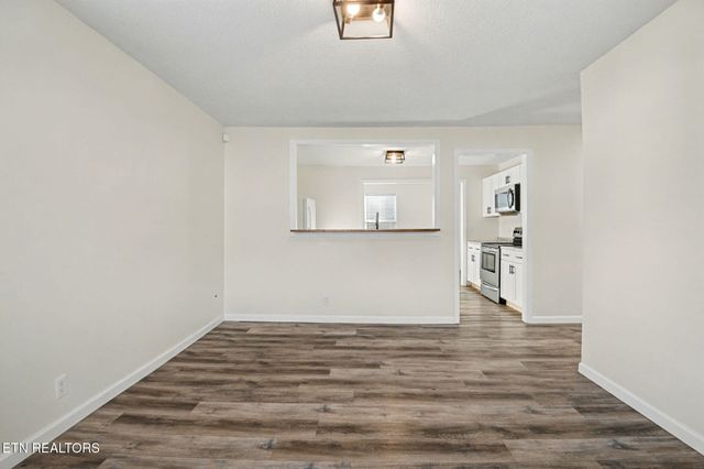 210 Church Ave, Rocky Top, TN 37769