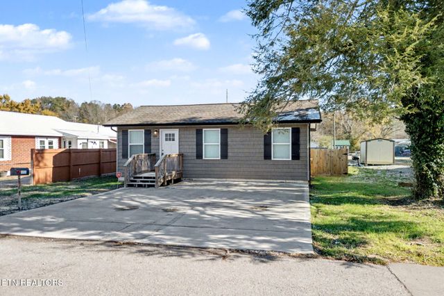 210 Church Ave, Rocky Top, TN 37769