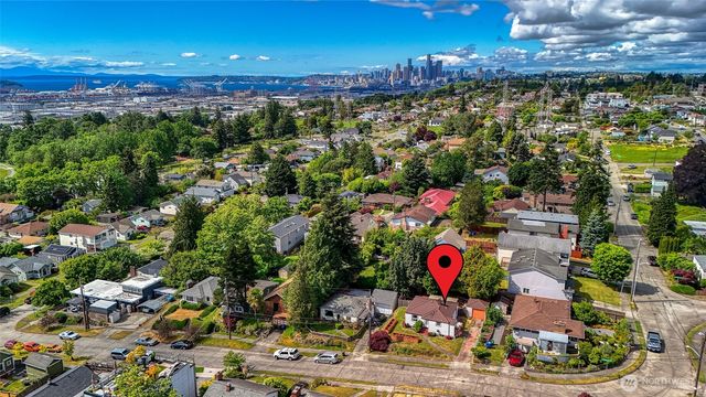 1330 S Ferdinand Street, Seattle, WA 98108